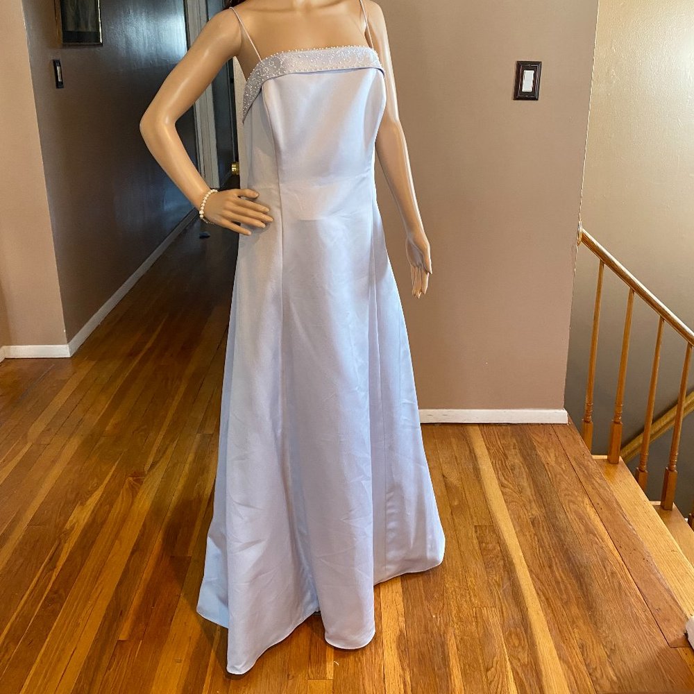 Michaelangelo Pearl Gray Formal Dress W/Beadwork Size 16 Prom Bridal Sweet 16